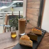 cafe mikke zakka atta