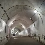 東横フラワー緑道(旧東横線高島山トンネル)