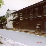 橋本政屋（甲州道中茶屋跡）