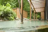 学校ではありません！大釜温泉です！