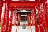 巨大御狐様がある稲荷大明神