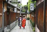石塀小路