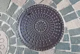 マンホールに注目