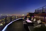Zoom Sky Bar