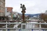 宮川を散歩する