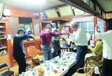 島人たちとカチャーシーで大宴会！