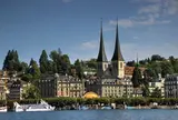 ホフ教会(Hofkirche St. Leodegar)