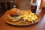 【新宿区】アイランドバーガーズ