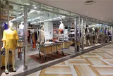 WHO'S WHO 梅田店