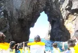 岩のアーチに感動！島野浦周辺クルージング
