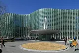 国立新美術館