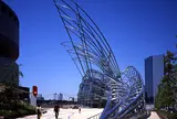 国立国際美術館