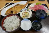 魚太郎 本店