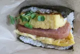 ポークたまごおにぎり本店