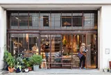 Nui. HOSTEL & BAR LOUNGE