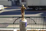 本田像