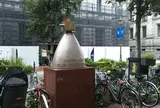 下岡蓮杖顕彰碑