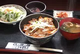 群馬名物 麦豚丼の上州亭/みなみ 高崎下小鳥店