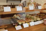 パン屋 まるまど