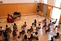 カフェ 赤い鼻の写真・動画_image_139906