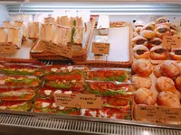 R Baker 北千住店の写真・動画_image_163262