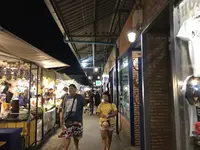 【閉業】Talat Rotfai Ratchada（タラートロットファイ・ラチャダー）の写真・動画_image_163733