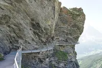 First Mountain cliff walkの写真・動画_image_453016