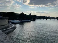 ヴェール・ギャラン広場(公園)の写真・動画_image_460460