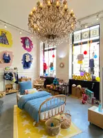 Bonton Filles Du Calvaireの写真・動画_image_499265