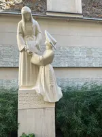 Chapel of Our Lady of the Miraculous Medalの写真・動画_image_611853