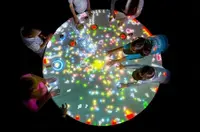 お絵かきタウン 小人が住まうテーブルの写真・動画_image_1214070