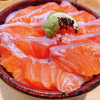 サーモン丼専門店 熊だの写真・動画_image_1230306