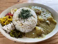 本と玄米カレー ヨスカの写真・動画_image_1384999