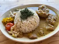 本と玄米カレー ヨスカの写真・動画_image_1400732