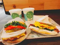 SHAKE SHACK（シェイクシャック） 東京国際フォーラム店の写真・動画_image_238489