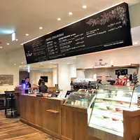 PAUL BASSETT 新宿の写真・動画_image_253030