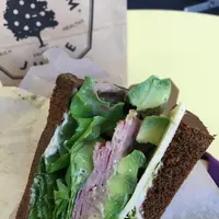F＆P Smoothie Cafe　青山店（エフアンドピー スムージー カフェ【旧店名】フィコ アンド ポムム ジュース）の写真・動画_image_270201