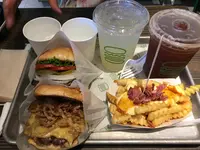 SHAKE SHACK（シェイクシャック） 東京国際フォーラム店の写真・動画_image_404076