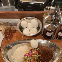 ポークビンダルー食べる副大統領の写真・動画_image_717010