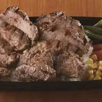 ステーキとあぐー豚の詰合せ弁当