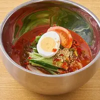 菊水亭のHotメニュー　「旨辛　冷やし肉味噌麺」