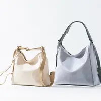 マザーハウス「ヨゾラ 2way バッグ」(左)Mサイズ税抜33,000円(右)Lサイズ税抜37,000円