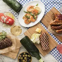 ふらっと1杯も大歓迎なオープンテラス自慢のアラカルトメニュー