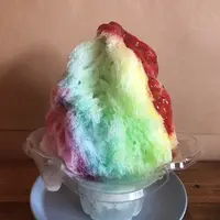 ベイクォーター限定「レインボーかき氷」￥600（期間限定出店「fuwari」／3F）