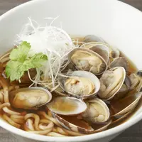 くそオヤジ最後のひとふり「あさりをふんだんに使ったくそオヤジ〆の一杯」