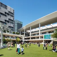 ラゾーナ／ルーファ広場
