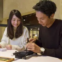 【左から】クリスマスディナー、手作り体験、六甲山光のアート