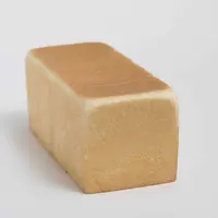 銀座に志かわ/ 水にこだわる高級食パン　(1個)864円