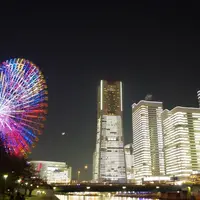 カップヌードルミュージアムパークから見たタワーズミライト 昨年の様子