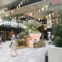 お花の巨大プランター